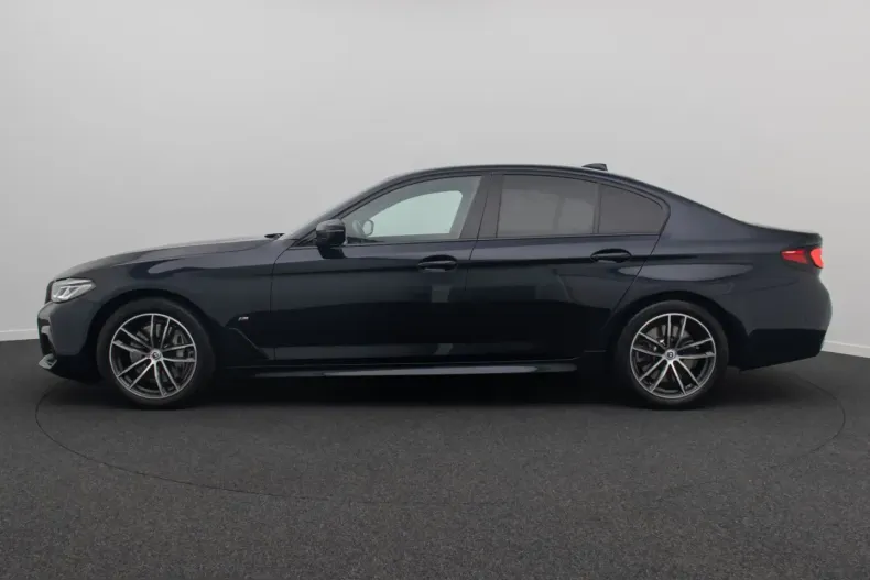 BMW 540 (Seria 5) din 2022 cu 51.595 km - oferta BMW229839 - foto 11