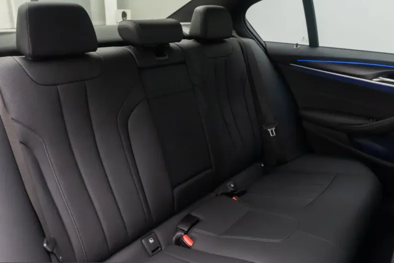 BMW 540 (Seria 5) din 2022 cu 51.595 km - oferta BMW229839 - foto 29