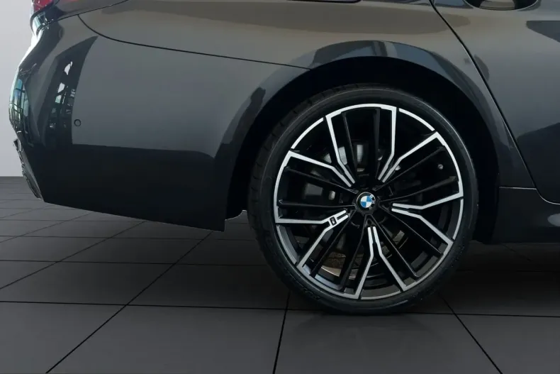 BMW 540 (Seria 5) din 2023 cu 71.000 km - oferta BMW229840 - foto 5
