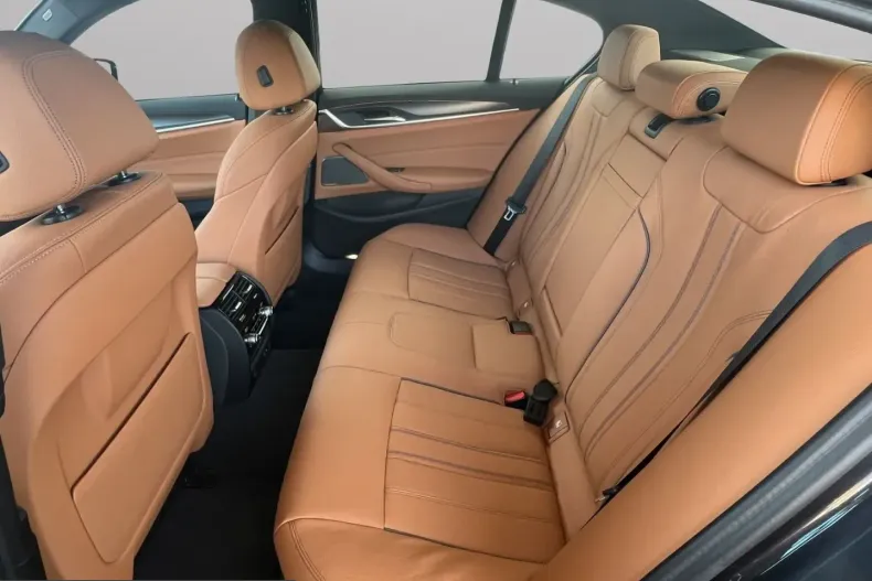 BMW 540 (Seria 5) din 2023 cu 71.000 km - oferta BMW229840 - foto 7