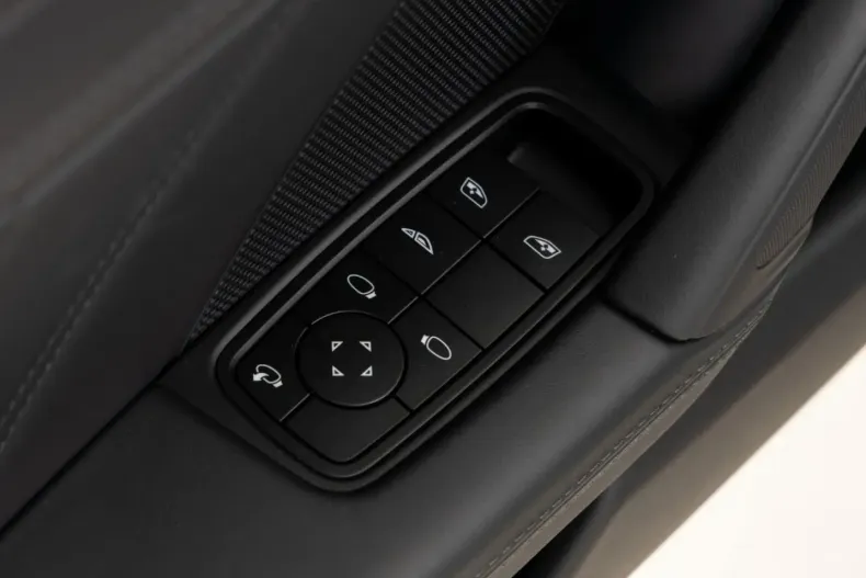 Porsche 992 din 2025 cu 7.302 km - oferta POR229844 - foto 31