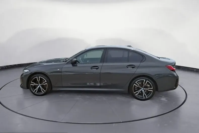 BMW 320 (Seria 3) din 2025 cu 26.290 km - oferta BMW229848 - foto 3