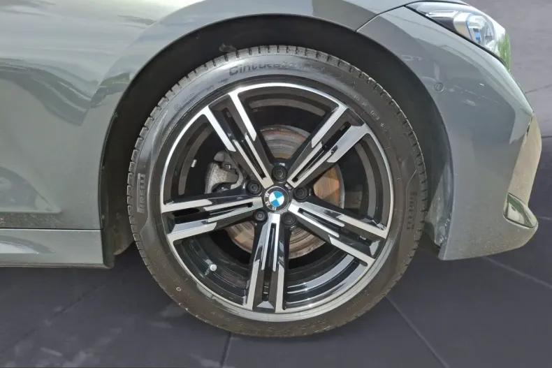 BMW 320 (Seria 3) din 2025 cu 26.290 km - oferta BMW229848 - foto 12