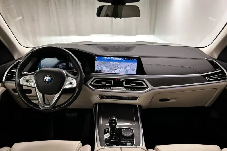 BMW X7 (Seria X) din 2022 cu 64.755 km - oferta BMW229852 - foto 6