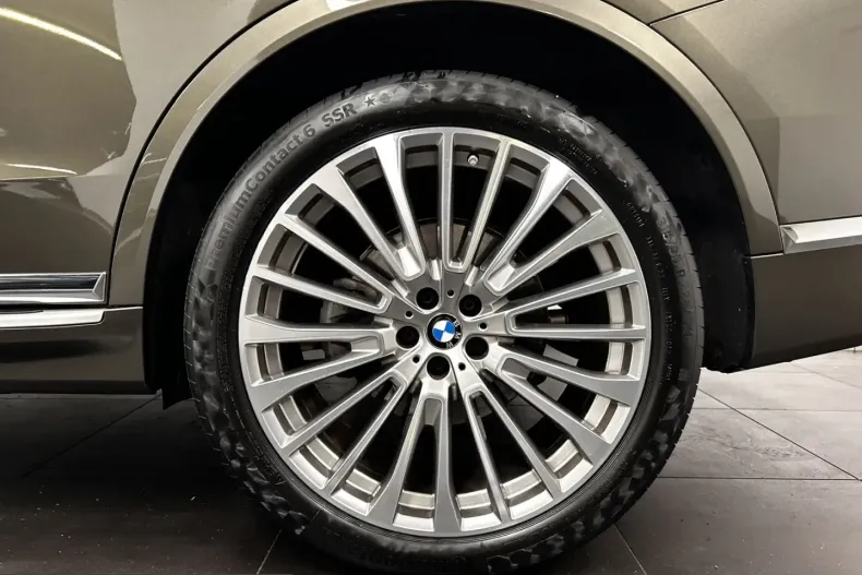 BMW X7 (Seria X) din 2022 cu 64.755 km - oferta BMW229852 - foto 7