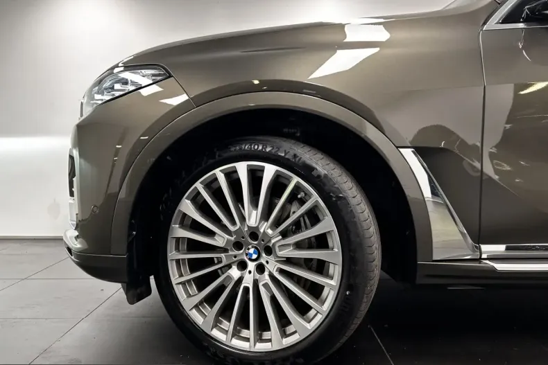 BMW X7 (Seria X) din 2022 cu 64.755 km - oferta BMW229852 - foto 8