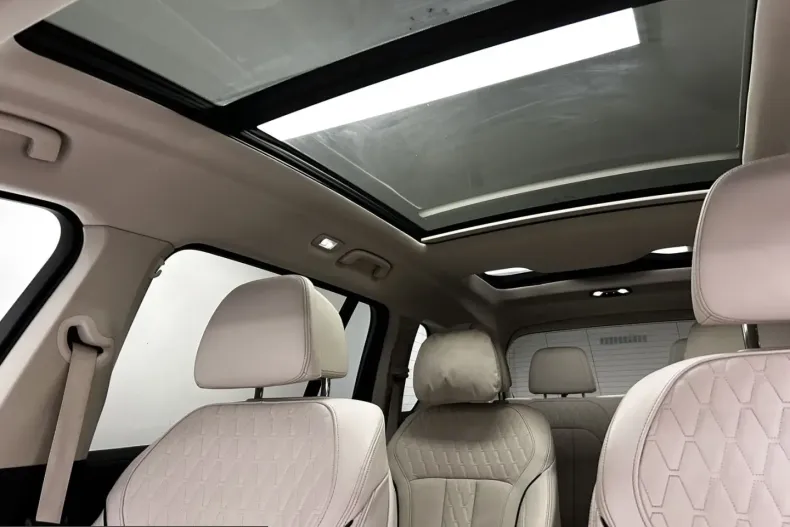 BMW X7 (Seria X) din 2022 cu 64.755 km - oferta BMW229852 - foto 45
