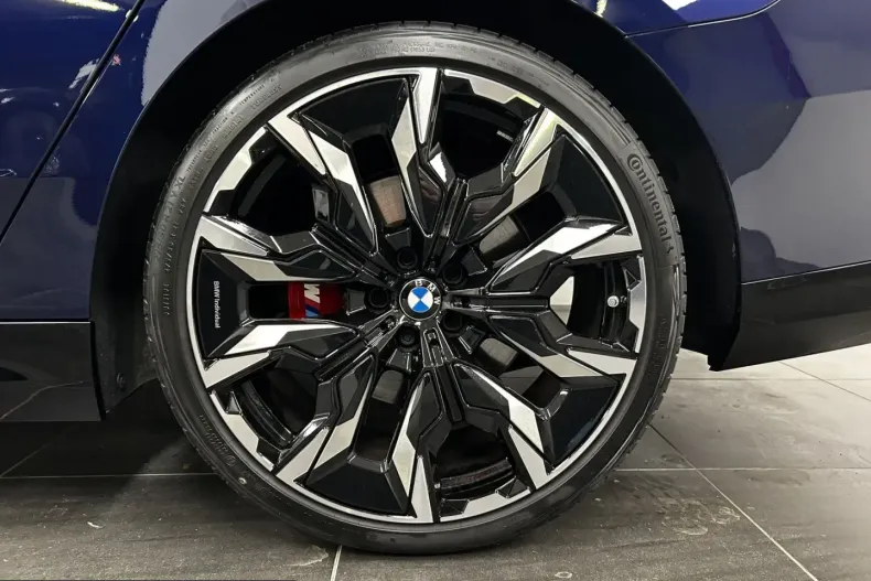 BMW 520 (Seria 5) din 2025 cu 8.285 km - oferta BMW229854 - foto 6