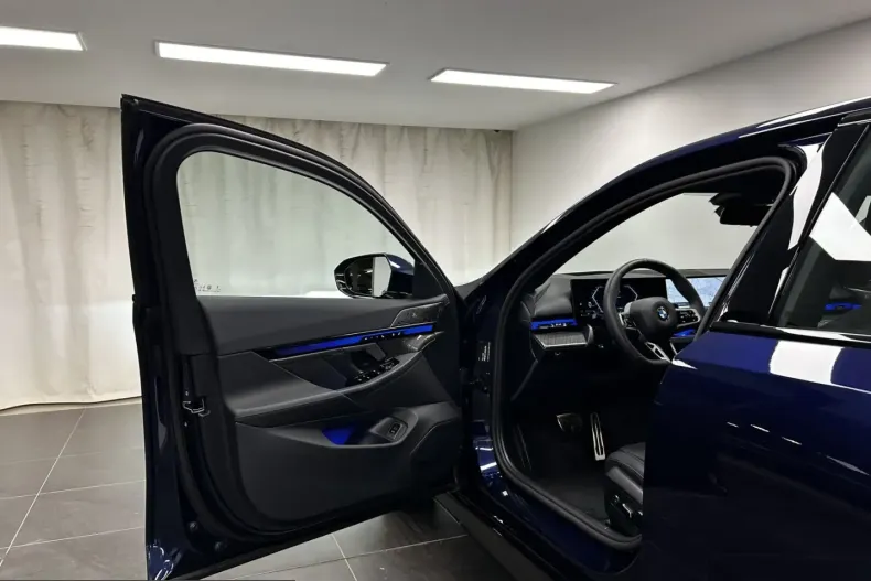 BMW 520 (Seria 5) din 2025 cu 8.285 km - oferta BMW229854 - foto 35