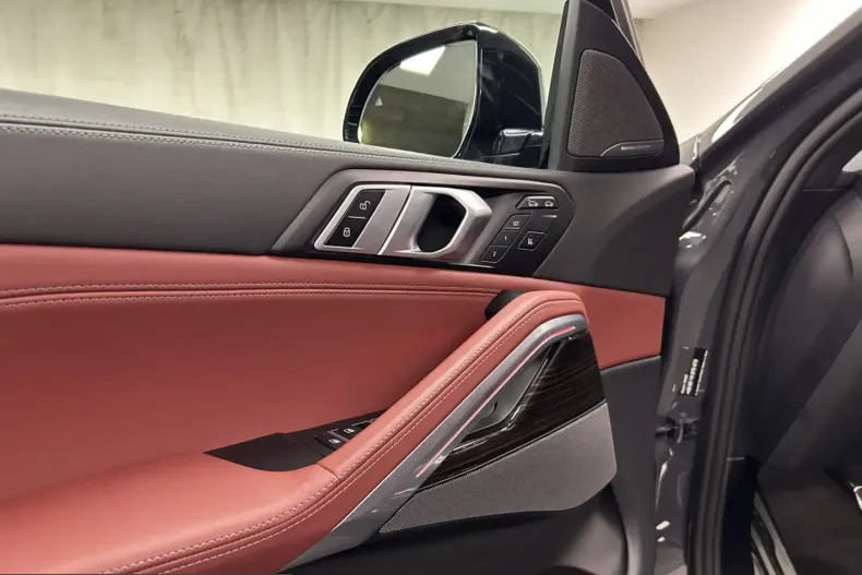 BMW X6 (Seria X) din 2024 cu 86.977 km - oferta BMW229857 - foto 32