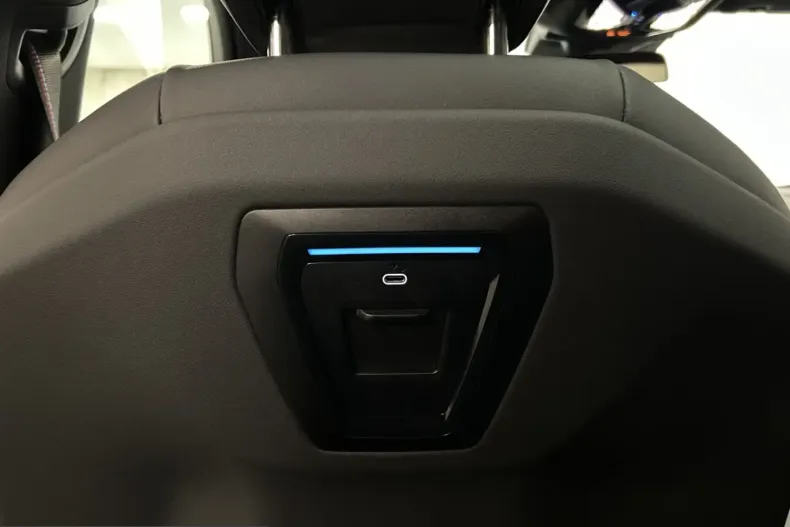 BMW i5 (Seria 5) din 2025 cu 15.015 km - oferta BMW229859 - foto 16