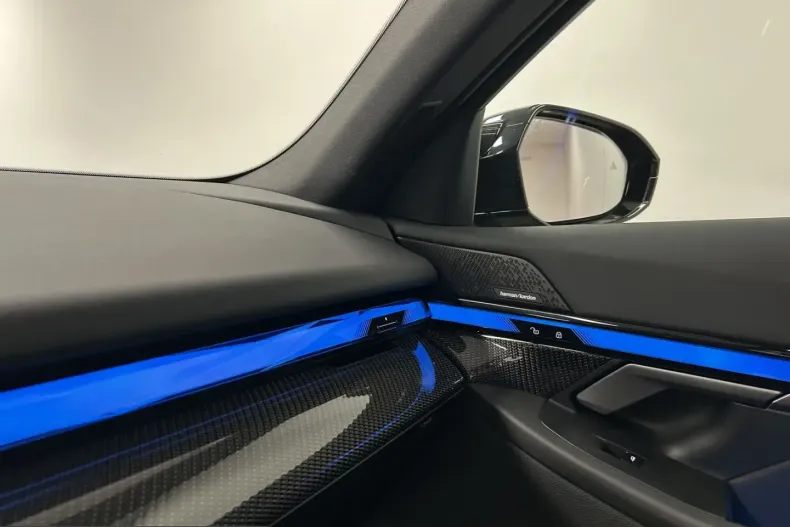 BMW i5 (Seria 5) din 2025 cu 15.015 km - oferta BMW229859 - foto 37