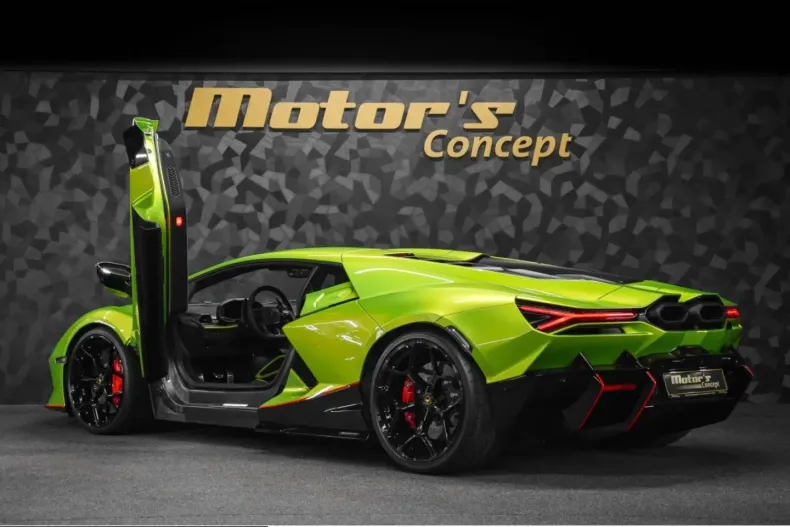 Lamborghini Revuelto din 2025 cu 2.190 km - oferta LAM229860 - foto 7