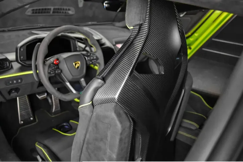 Lamborghini Revuelto din 2025 cu 2.190 km - oferta LAM229860 - foto 11