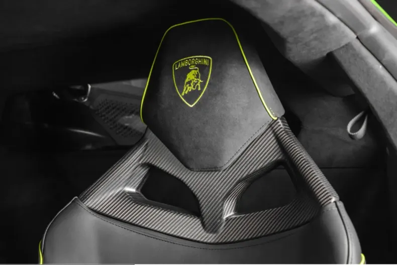 Lamborghini Revuelto din 2025 cu 2.190 km - oferta LAM229860 - foto 14