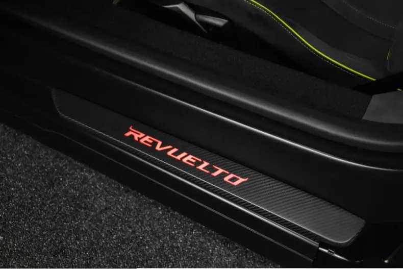 Lamborghini Revuelto din 2025 cu 2.190 km - oferta LAM229860 - foto 18