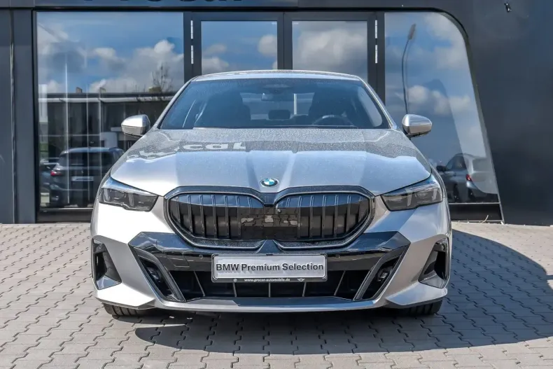 BMW 520 (Seria 5) din 2023 cu 52.725 km - oferta BMW229862 - foto 7