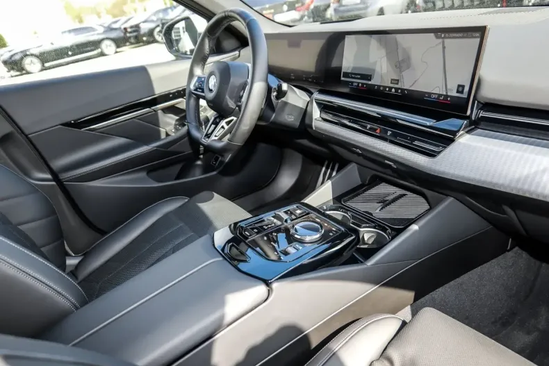 BMW 520 (Seria 5) din 2023 cu 52.725 km - oferta BMW229862 - foto 14