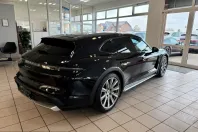 Porsche Taycan din 2022 cu 29.981 km - oferta POR229870 - foto 4