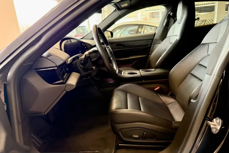 Porsche Taycan din 2022 cu 29.981 km - oferta POR229870 - foto 7