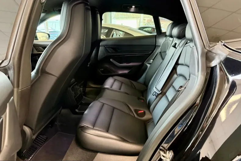 Porsche Taycan din 2022 cu 29.981 km - oferta POR229870 - foto 8
