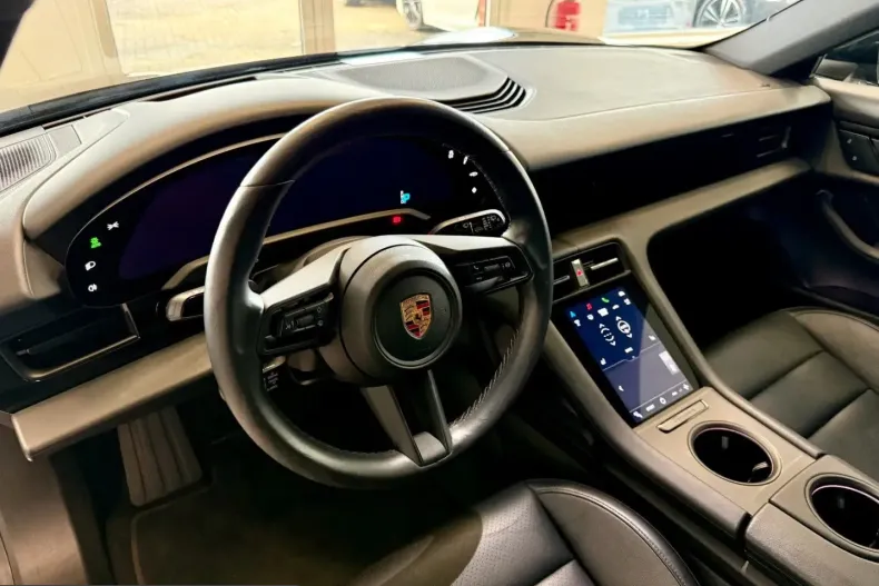 Porsche Taycan din 2022 cu 29.981 km - oferta POR229870 - foto 13