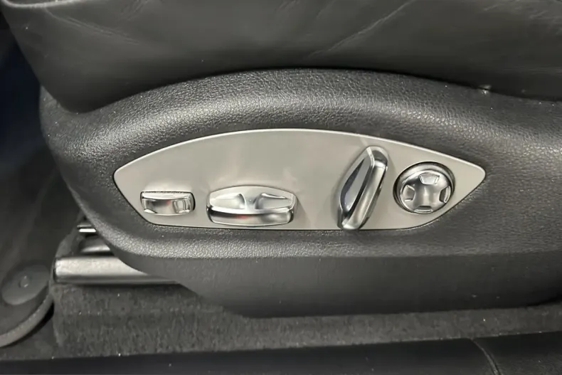 Porsche Macan din 2022 cu 107.670 km - oferta POR229872 - foto 30
