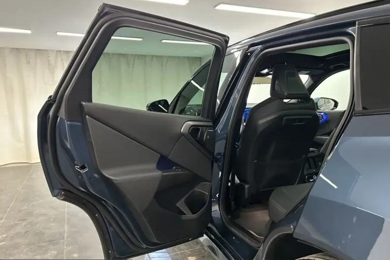 BMW X3 (Seria X) din 2025 cu 11.899 km - oferta BMW229876 - foto 18