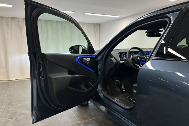 BMW X3 (Seria X) din 2025 cu 11.899 km - oferta BMW229876 - foto 36