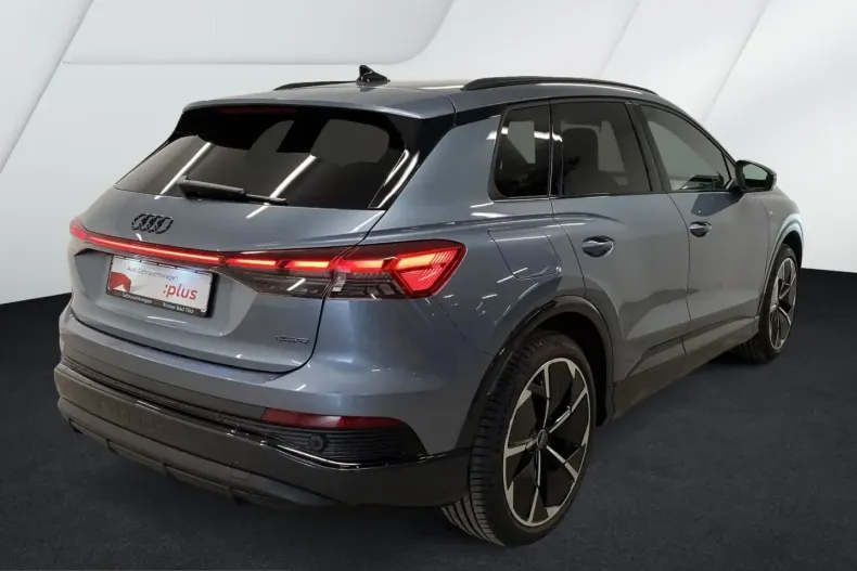 Audi Q4 e-tron din 2025 cu 10.676 km - oferta AUD229878 - foto 2