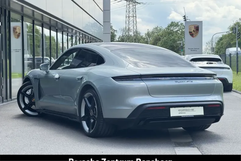 Porsche Taycan din 2023 cu 30.700 km - oferta POR229885 - foto 3