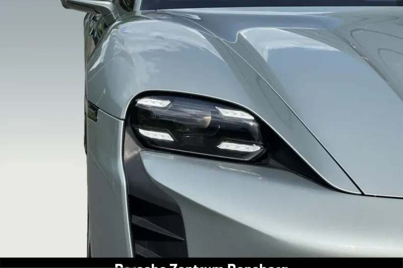 Porsche Taycan din 2023 cu 30.700 km - oferta POR229885 - foto 9