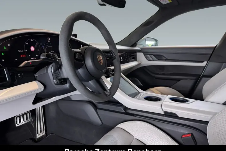 Porsche Taycan din 2023 cu 30.700 km - oferta POR229885 - foto 19