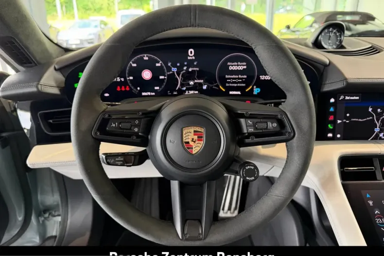 Porsche Taycan din 2023 cu 30.700 km - oferta POR229885 - foto 21
