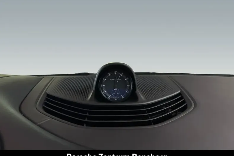 Porsche Taycan din 2023 cu 30.700 km - oferta POR229885 - foto 35