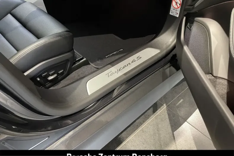 Porsche Taycan din 2025 cu 26.900 km - oferta POR229886 - foto 25