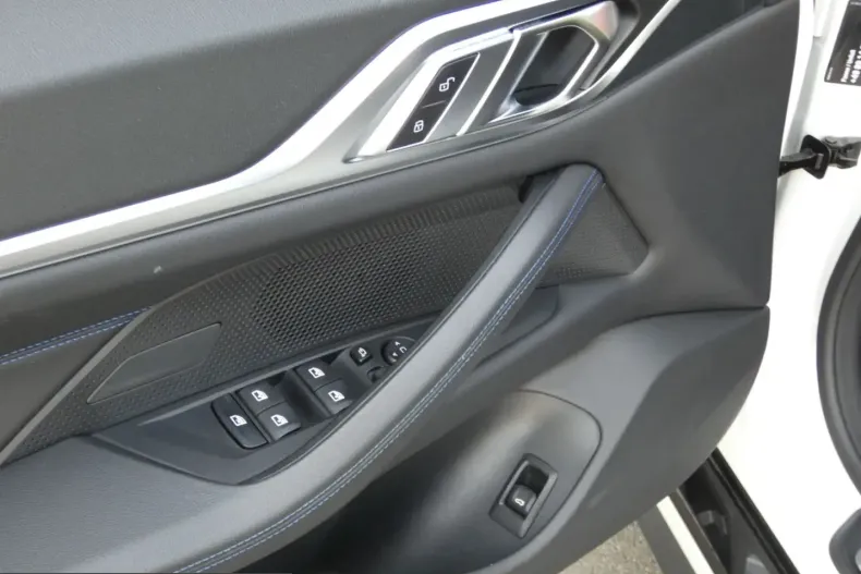 BMW 420i (Seria 4) din 2023 cu 43.975 km - oferta BMW229902 - foto 13