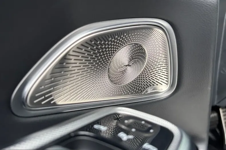 Mercedes-Benz E 220 (Clasa E) din 2025 cu 26.656 km - oferta MER229908 - foto 17