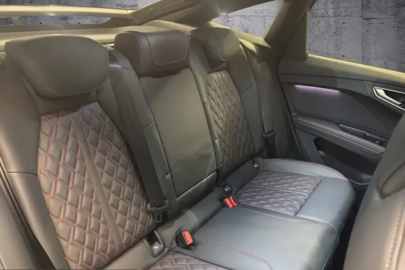 Audi Q4 e-tron din 2023 cu 35.550 km - oferta AUD229912 - foto 9
