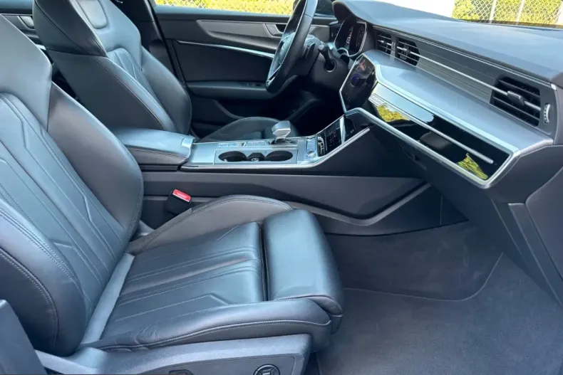 Audi A6 din 2023 cu 70.250 km - oferta AUD229915 - foto 10