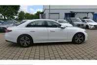 Mercedes-Benz E 220 (Clasa E) din 2025 cu 3.580 km - oferta MER229916 - foto 5
