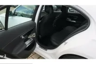 Mercedes-Benz E 220 (Clasa E) din 2025 cu 3.580 km - oferta MER229916 - foto 7