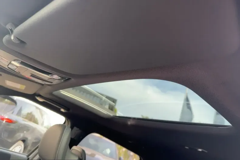Kia EV6 din 2025 cu 9.619 km - oferta KIA229922 - foto 14