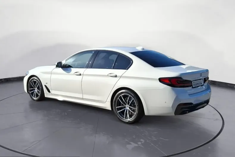 BMW 520 (Seria 5) din 2023 cu 16.450 km - oferta BMW229924 - foto 3