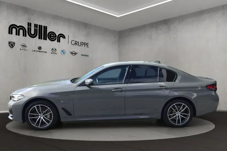 BMW 530 (Seria 5) din 2022 cu 51.233 km - oferta BMW229926 - foto 2