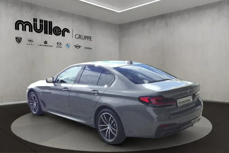 BMW 530 (Seria 5) din 2022 cu 51.233 km - oferta BMW229926 - foto 3