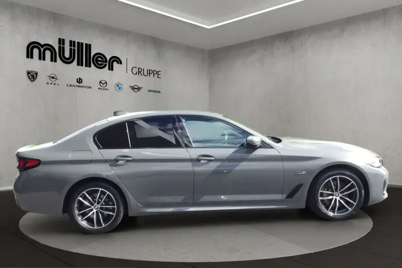 BMW 530 (Seria 5) din 2022 cu 51.233 km - oferta BMW229926 - foto 6