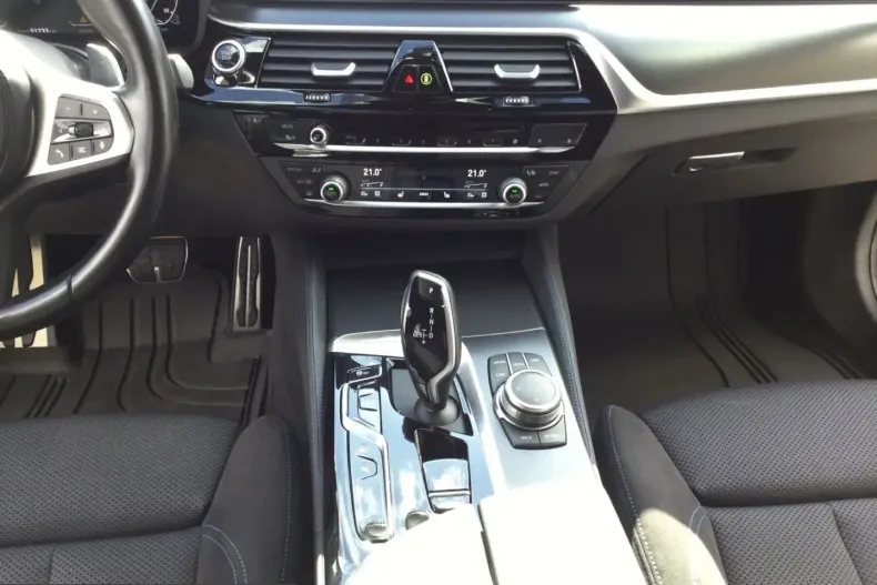BMW 530 (Seria 5) din 2022 cu 51.233 km - oferta BMW229926 - foto 14