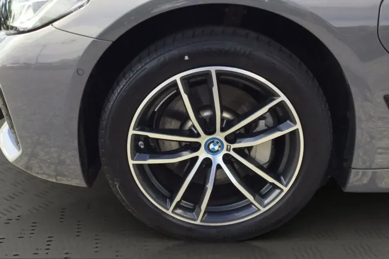 BMW 530 (Seria 5) din 2022 cu 51.233 km - oferta BMW229926 - foto 16