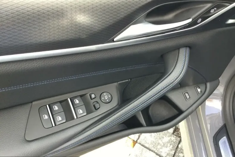 BMW 530 (Seria 5) din 2022 cu 51.233 km - oferta BMW229926 - foto 20